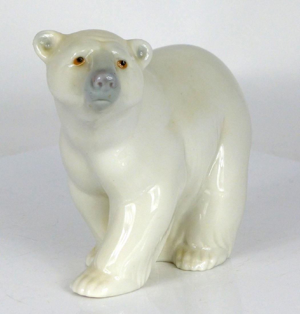LLADRO POLAR BEAR PORCELAIN FIGURINE (1 of 7)