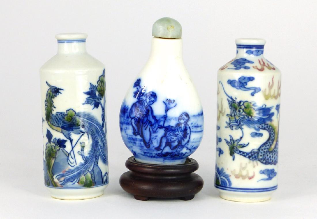 3pc CHINESE BLUE & WHITE PORCELAIN SNUFF BOTTLES (1 of 4)