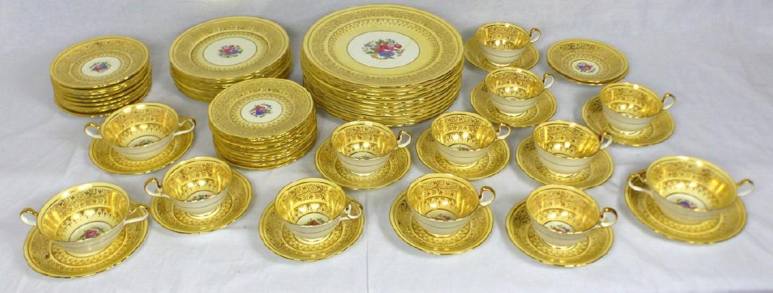 69pc AYNSLEY HAMPSHIRE PORCELAIN DINNERWARE (1 of 10)