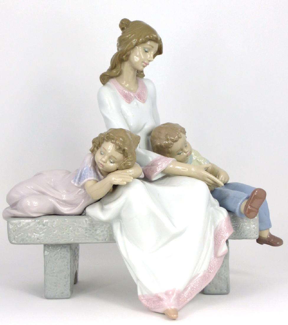 LLADRO 'AN AFTERNOON NAP' PORCELAIN FIGURINE w BOX (1 of 8)