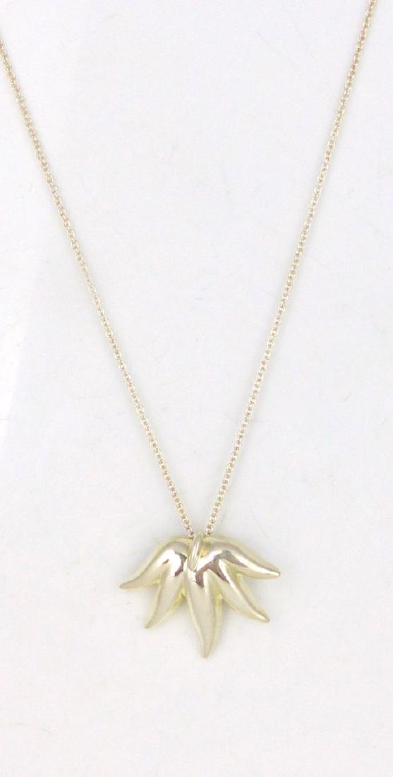 TIFFANY & CO STERLING SILVER LEAF PENDANT w CHAIN (1 of 4)