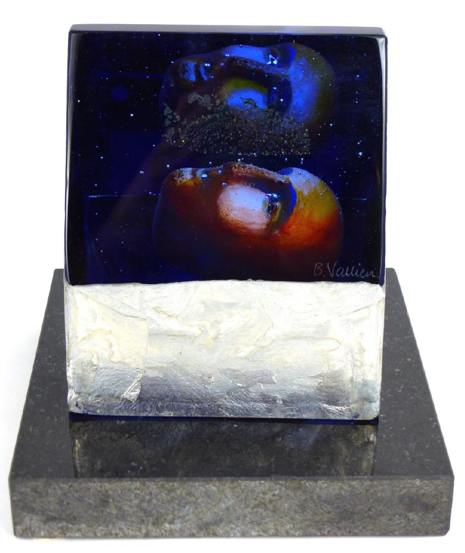 BERTIL VALLIEN FOR KOSTA BODA 'JANUS HOUSE BLUE': Bertil Vallien for Kosta Boda limited edition art glass sculpture. Titled 'Janus Hus Blu'. Depicts a reclined head set in transparent cobalt glass with partially silvered exterior. Signed B. Vallien t