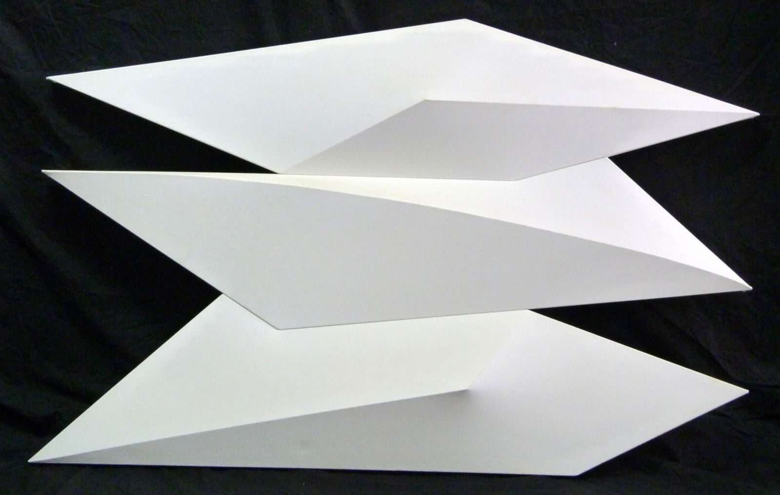 CHARLES HINMAN 'WHITE CLIPPER' ACRYLIC ON CANVAS: Charles Hinman (American, b. 1932) acrylic painting on shaped canvas in relief. Titled 'White Clipper'. Signed, dated 1977 and titled to verso. Measures approx 66" (167.6cm) x 42" (106.7cm).