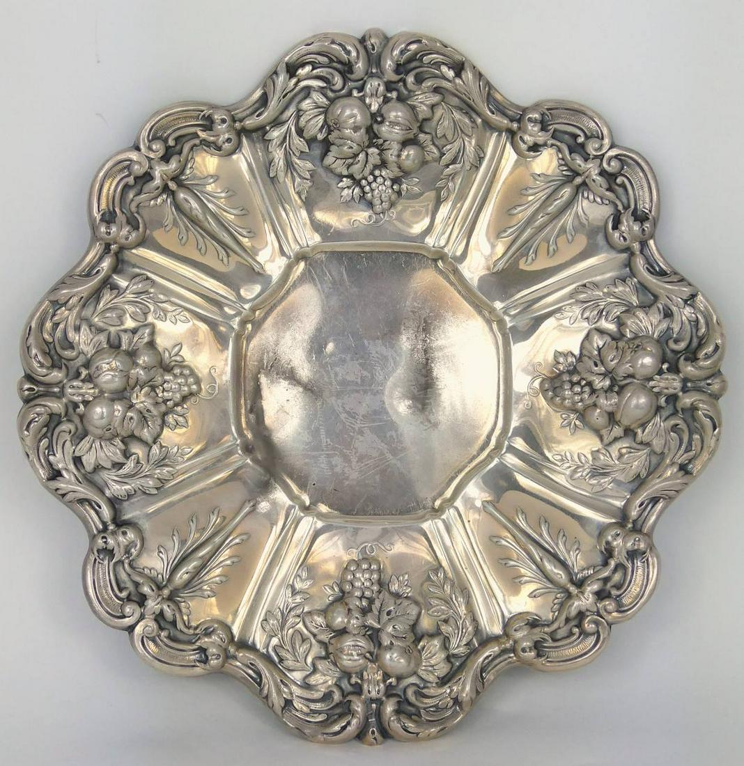 REED & BARTON 'FRANCIS I' STERLING SANDWICH PLATE: Reed and Barton sterling silver sandwich plate in the 'Francis I' pattern. Marked Reed & Barton, Sterling, X569, Francis I to underside. Measures 11 1/2" width. Total weight 17.9ozt.