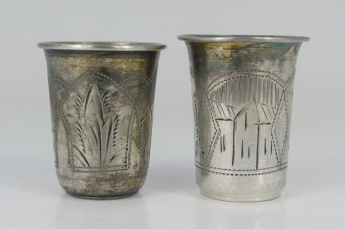 2pc ISRAEL ESSVICH ZAKHODER RUSSIAN SILVER KIDDUSH: 2 Israel Essvich Zakhoder Russian silver kiddush cups. Each hallmarked to underside and measures 1 3/4" height.