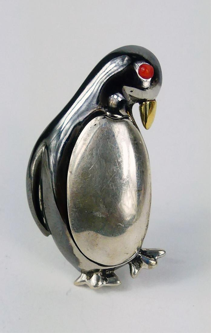 TIFFANY & CO 18kt STERLING & CORAL PENGUIN BROOCH (1 of 2)