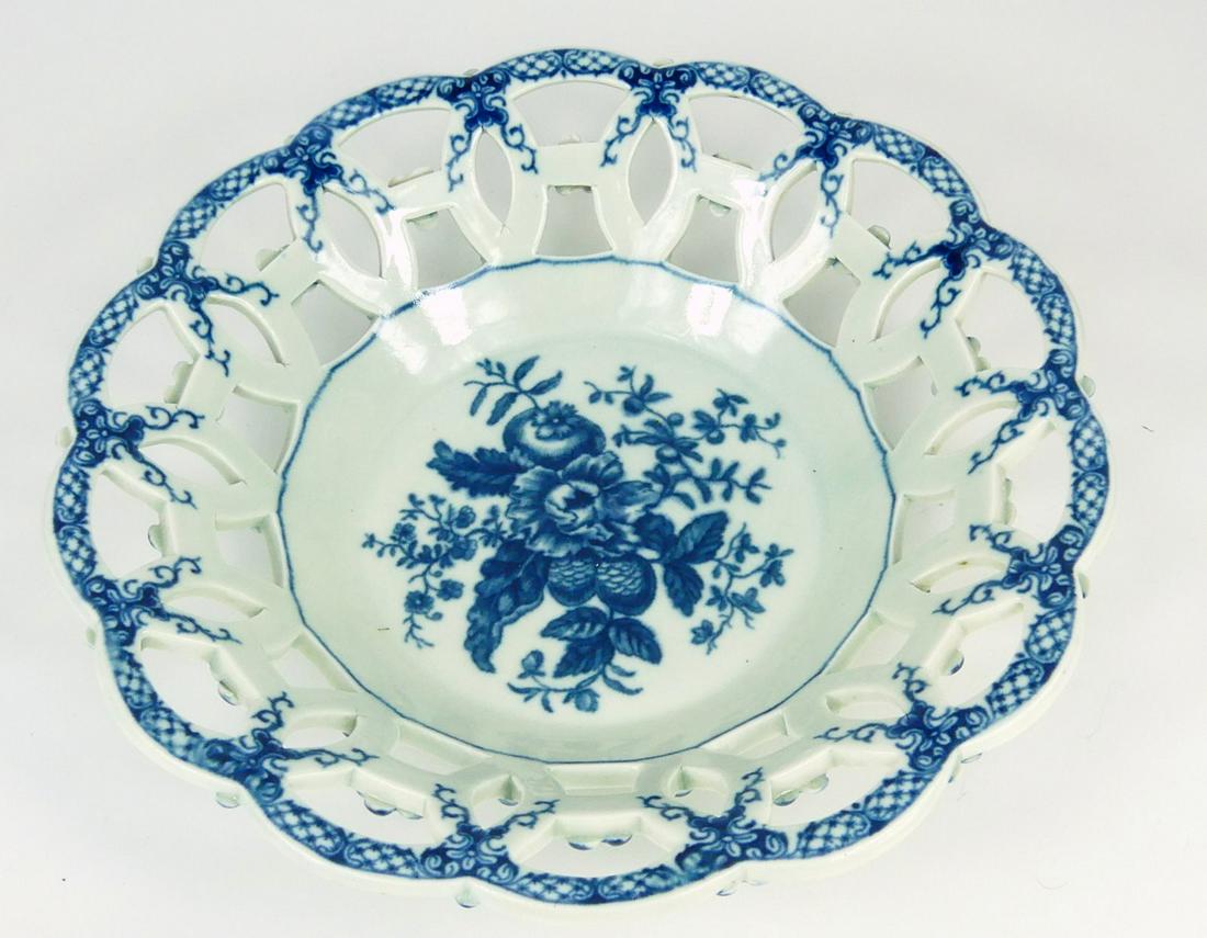 DR. WALL WORCESTER RETICULATED PORCELAIN BOWL (1 of 5)