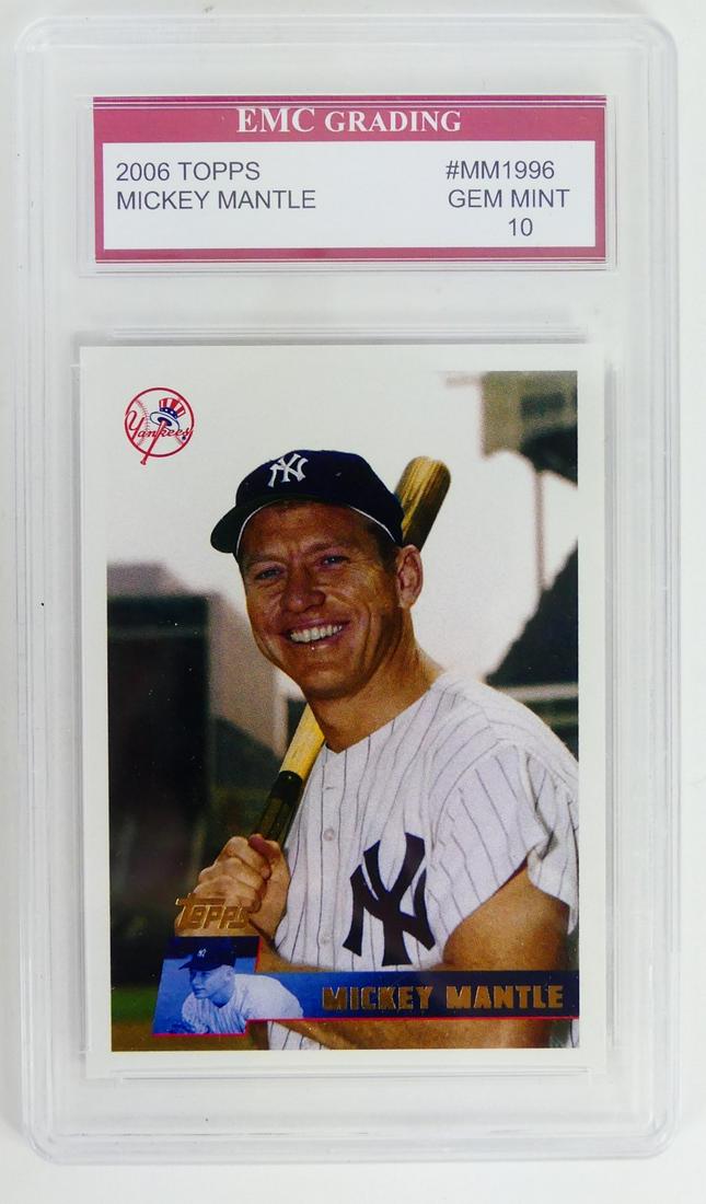 2006 TOPPS MICKEY MANTLE YANKEES BASEBALL CARD (1 of 2)