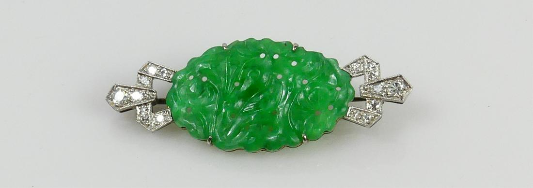 JADE DIAMOND PLATINUM & 18kt WHITE GOLD BROOCH (1 of 7)