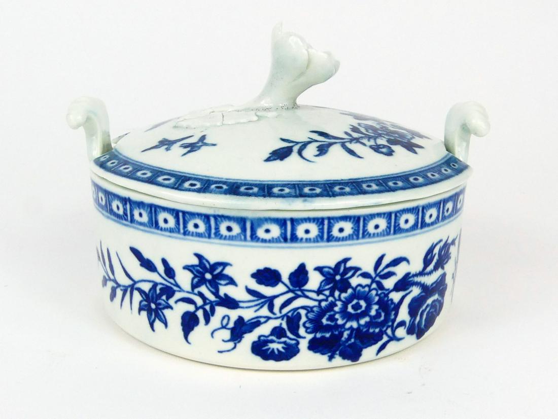 DR. WALL WORCESTER PORCELAIN BUTTER BOAT (1 of 5)