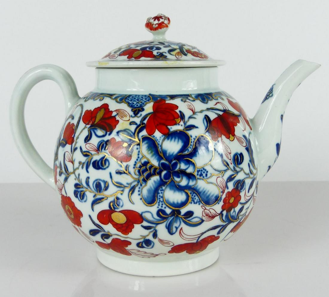 DR WALL WORCESTER BLUE WHITE IRON RED GILT TEAPOT (1 of 4)