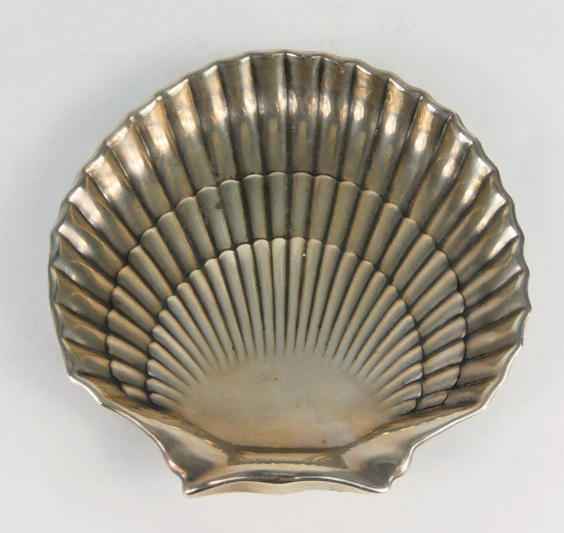 GORHAM STERLING SILVER SHELL DISH (1 of 4)