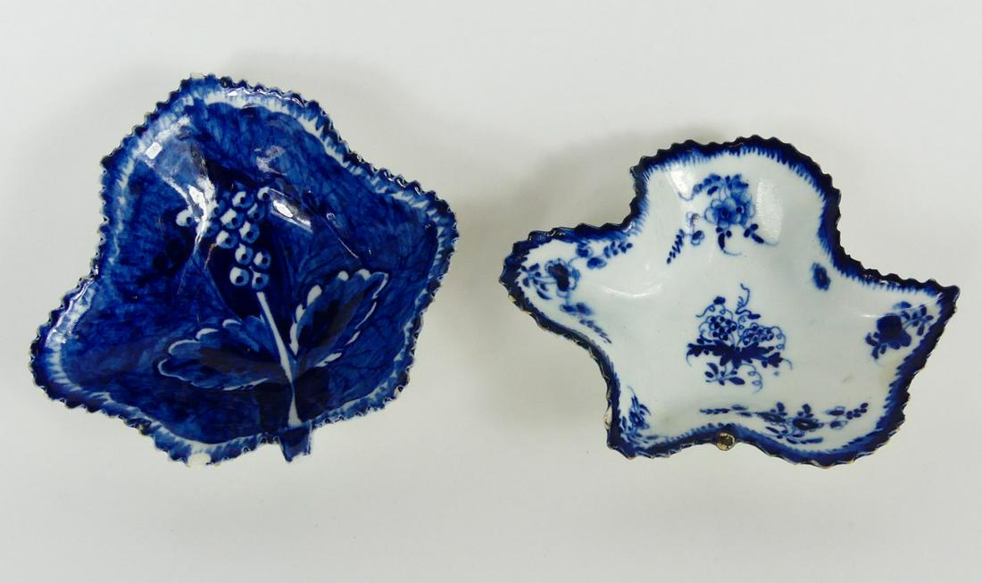 2pc CAUGHLEY BLUE & WHITE PICKLE LEAF DISHES (1 of 3)