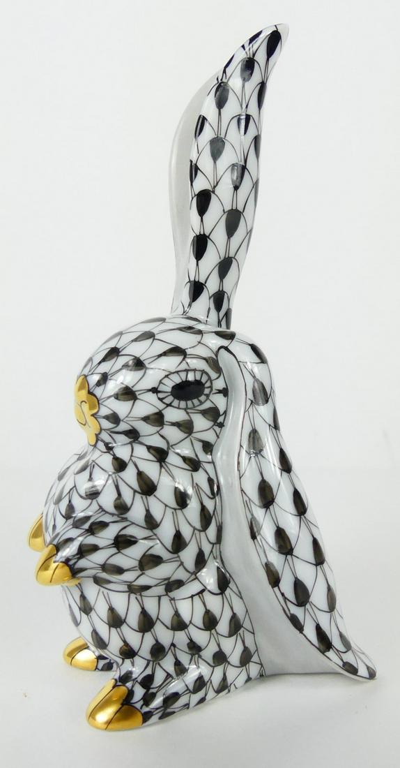 HEREND FISNHET PORCELAIN BUNNY RABBIT (1 of 5)