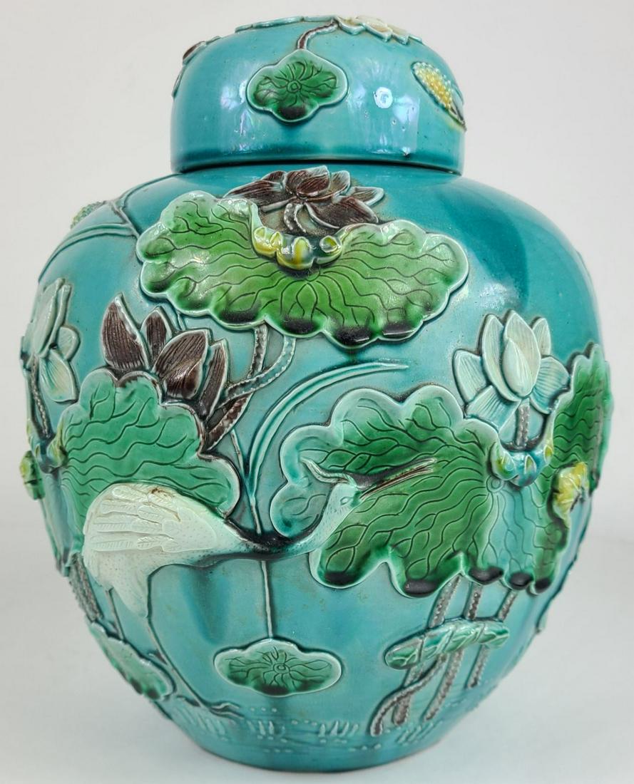 CHINESE LARGE LOTUS & CRANE PORCELAIN GINGER JAR (1 of 6)