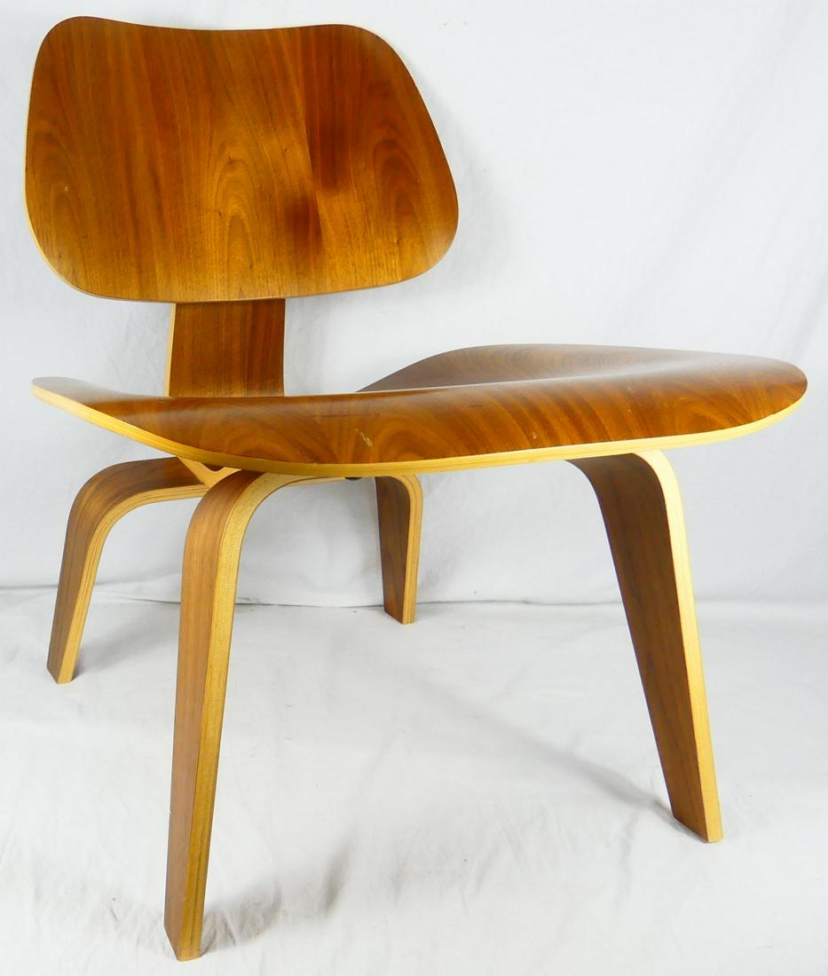 EAMES HERMAN MILLER LCW MOLDED PLYWOOD CHAIR (1 of 8)