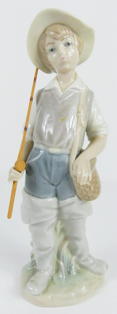 LLADRO 'GONE FISHING' PORCELAIN FIGURINE (1 of 6)