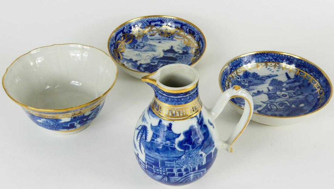 4pc SALOPIAN CAUGHLEY BLUE WHITE & GILT PORCELAIN (1 of 3)