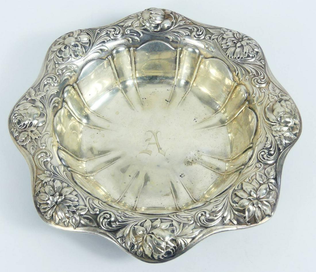 GORHAM STERLING SILVER FLORAL REPOUSSE BOWL (1 of 4)