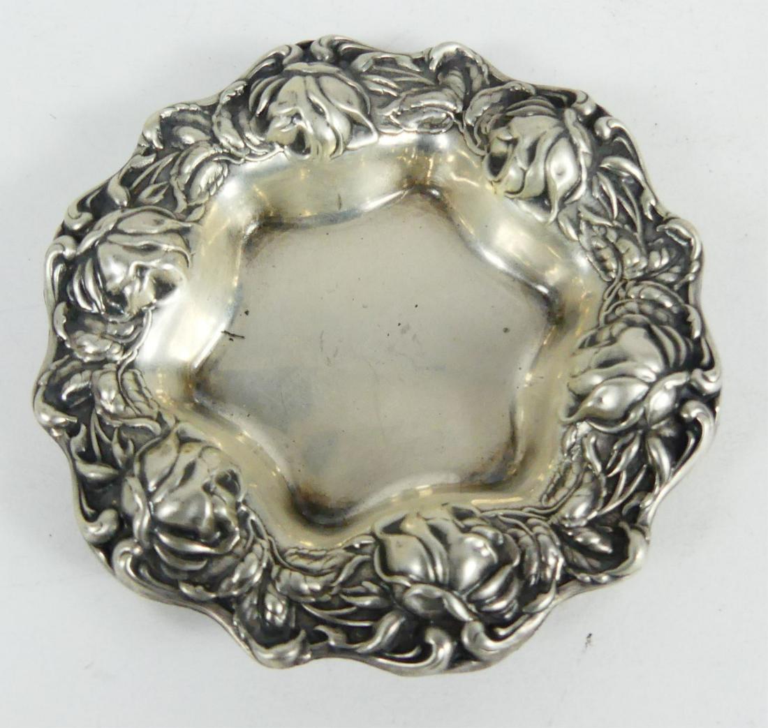 FRANK M WHITING STERLING SILVER NUT DISH (1 of 3)