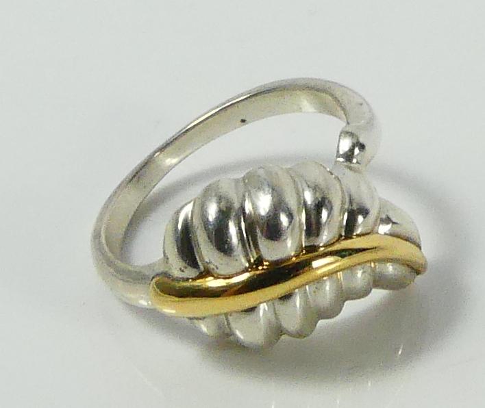 TIFFANY STERLING & 14kt YG LEAF RING (1 of 5)