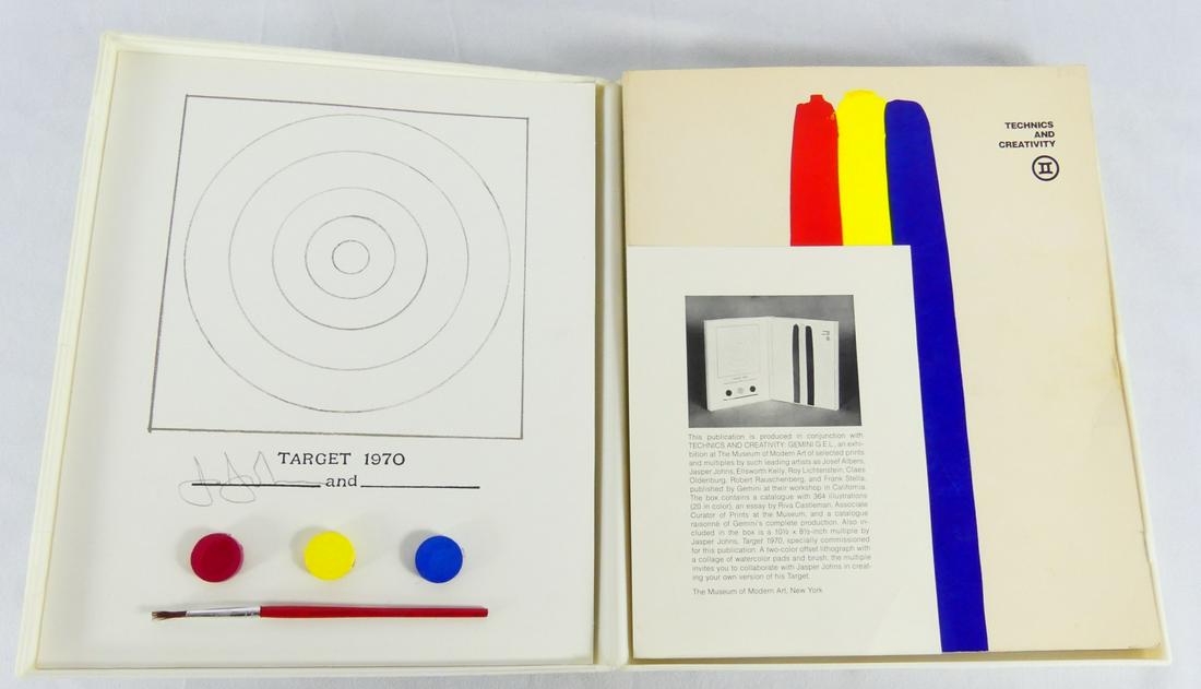 JASPER JOHNS TARGET GEMINI TECHNICS & CREATIVITY (1 of 9)