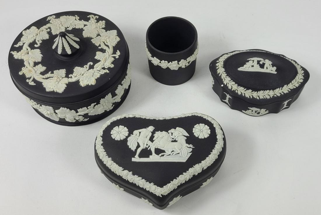 4pc WEDGWOOD JASPERWARE BLACK PORCELAIN BOXES (1 of 5)