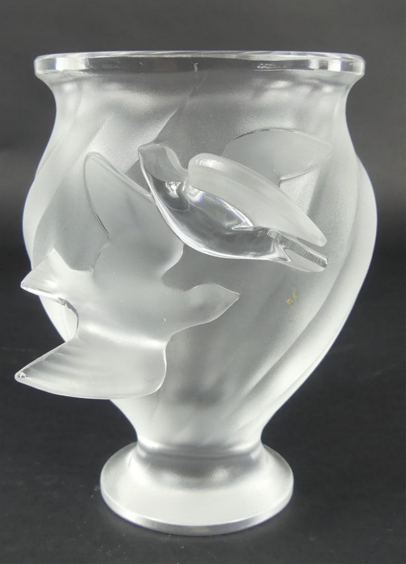LALIQUE 'ROSINE' FROSTED CRYSTAL DOVE VASE: Lalique 'Rosine' frosted crystal dove vase. Signed to underside. Measures 5" height.