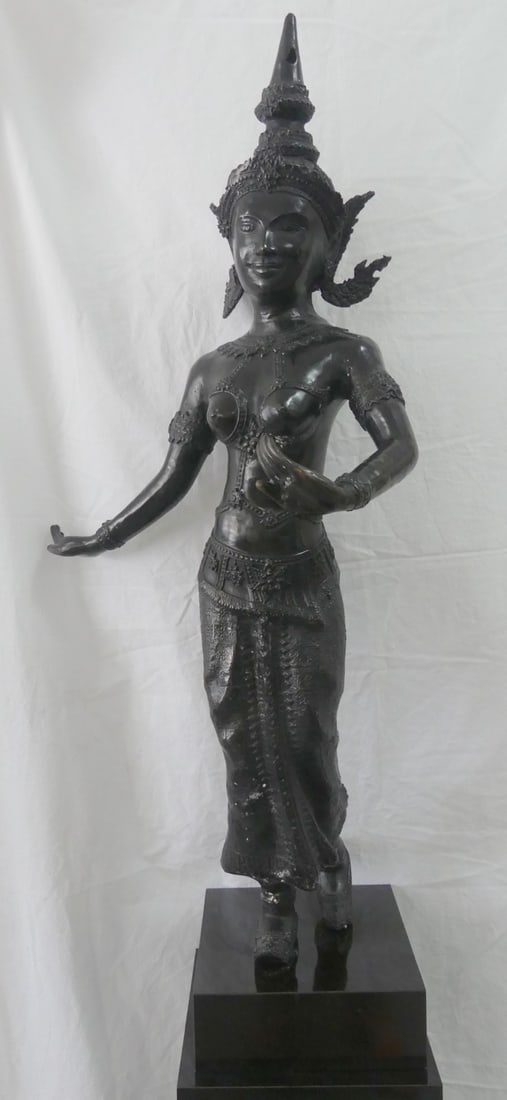 THAI BRONZE CEREMONIAL DANCER SCULPTURE (1 of 8)