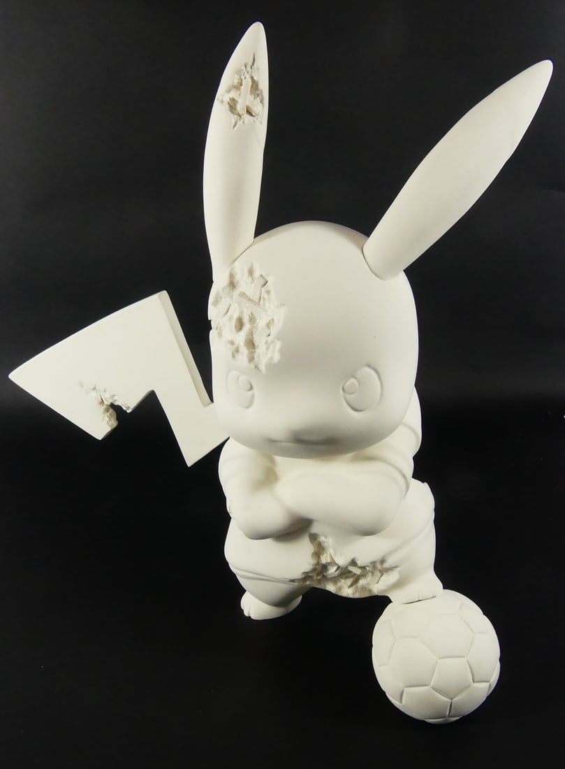 DANIEL ARSHAM POKEMON CRYSTALIZED PIKACHU (1 of 6)