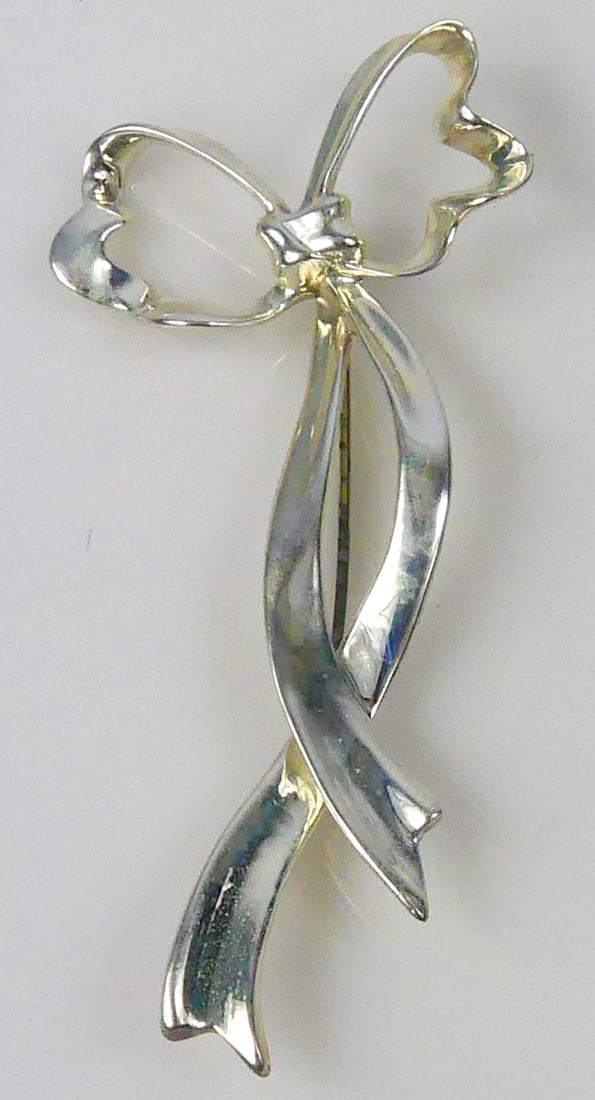 TIFFANY & CO STERLING SILVER LARGE BOW BROOCH (1 of 4)