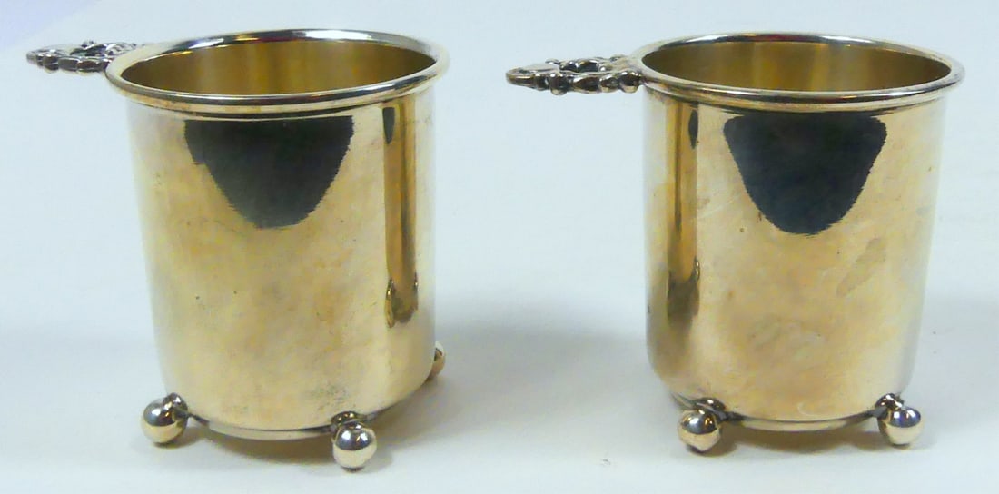 PR STERLING SILVER CUPS w BALL FEET & HANDLE (1 of 8)