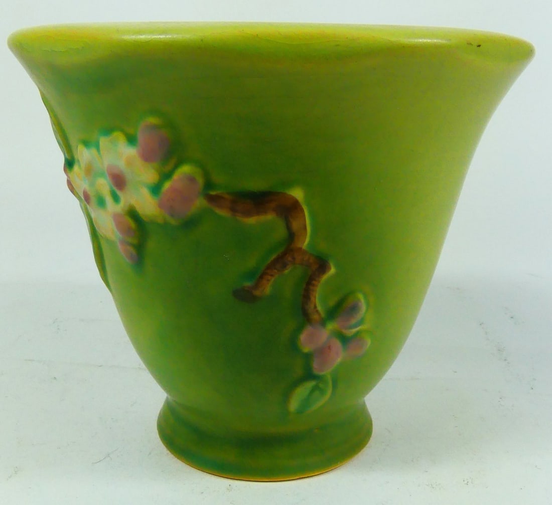 ROSEVILLE APPLE BLOSSOM FLOWER POT (1 of 7)