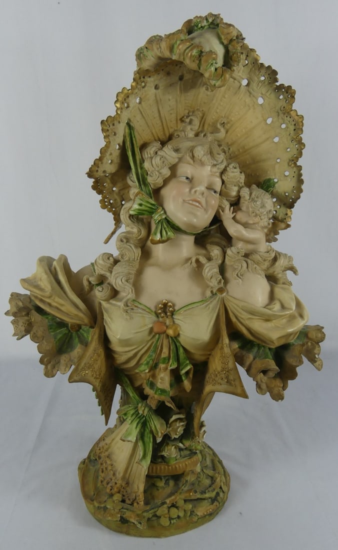 ERNST WAHLISS TEPLITZ FEMALE BUST w CHERUB (1 of 9)