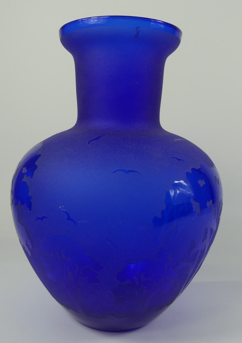 KELSEY PILGRIM COBALT CAMEO GLASS VASE (1 of 6)