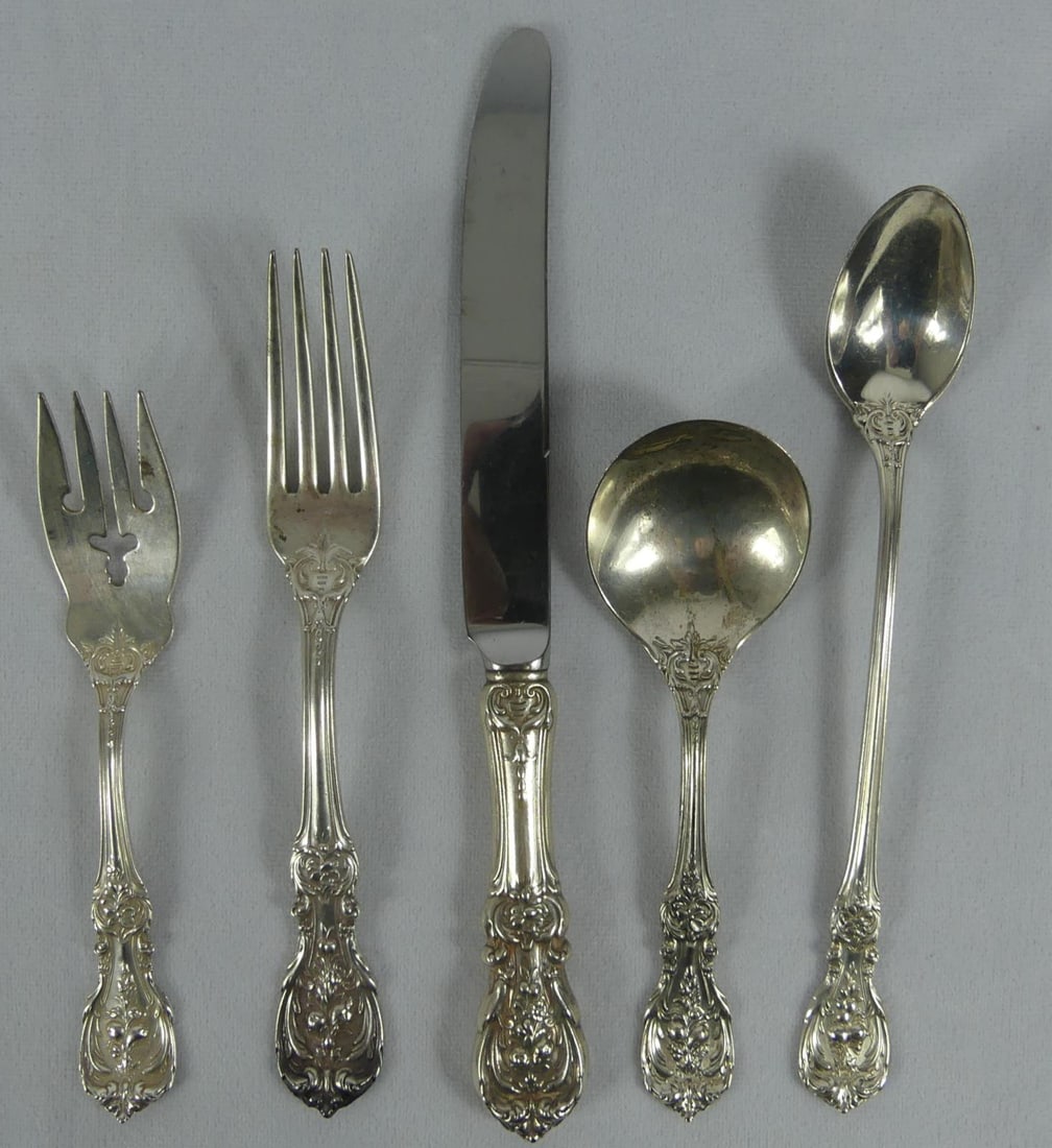 72pc REED & BARTON 'FRANCIS I' STERLING FLATWARE (1 of 6)