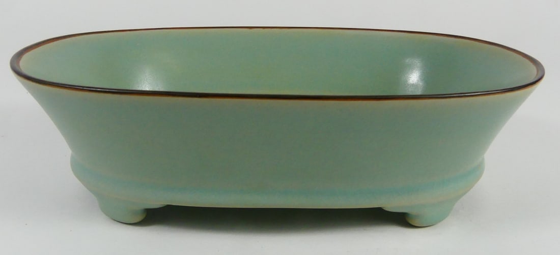CHINESE CELADON GLAZED PORCELAIN DISH (1 of 7)