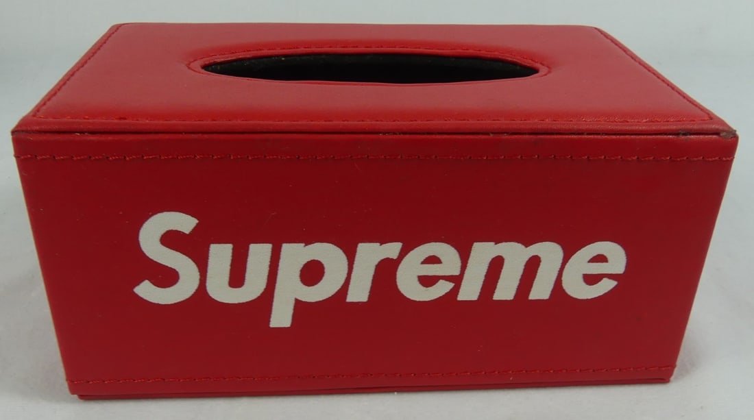 SUPREME TISSUE BOX (1 of 5)
