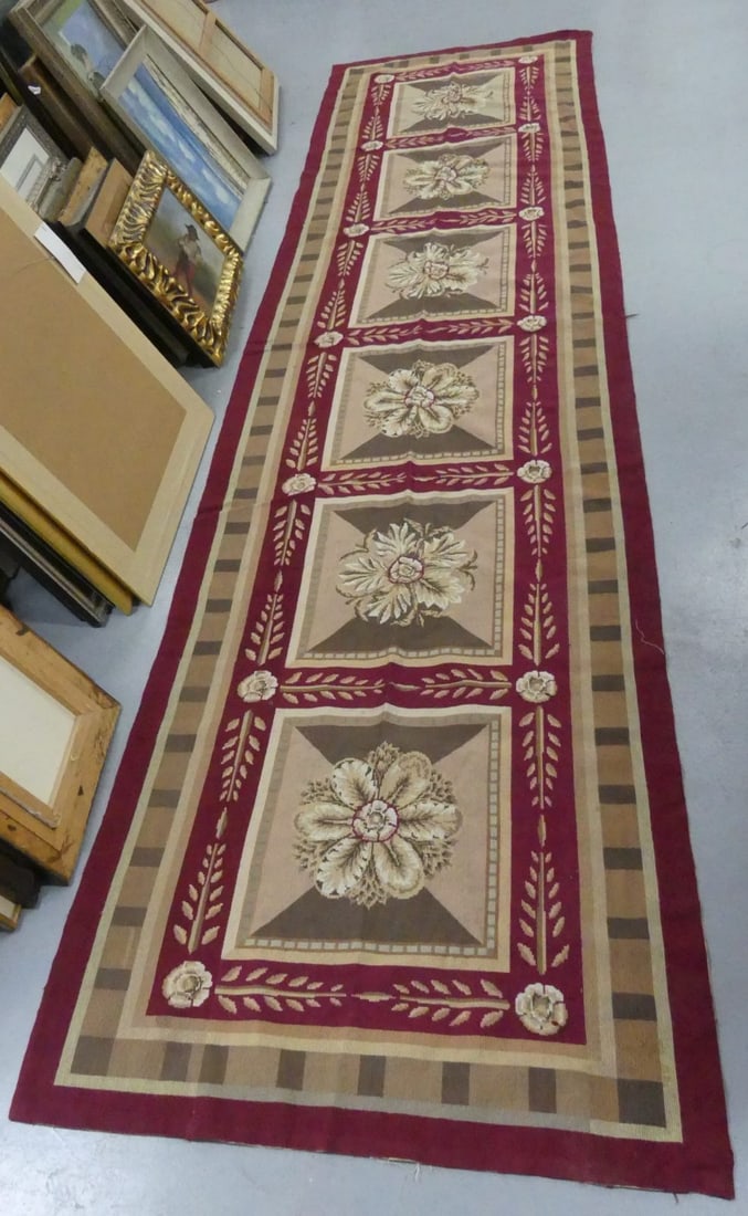 FRENCH STYLE NEEDLEPOINT AUBUSSON RUNNER RUG (1 of 5)