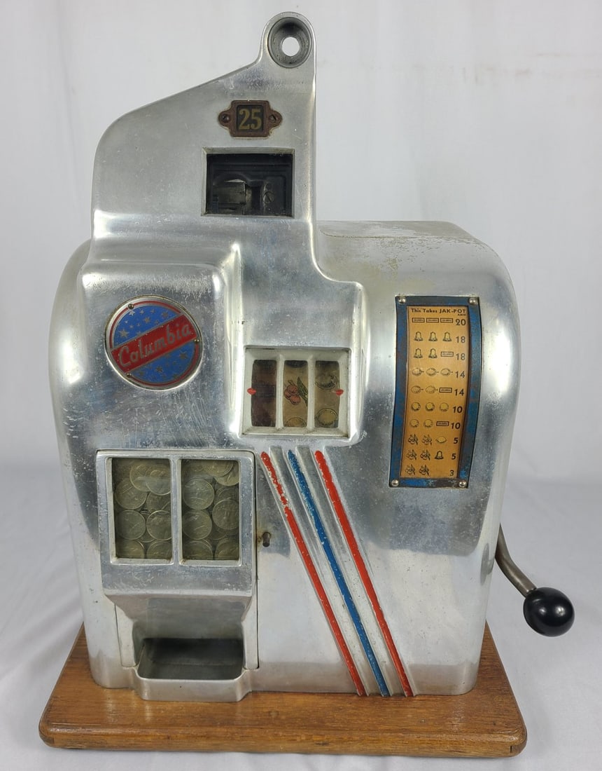 25c COLUMBIA 3-REEL DOUBLE JACKPOT SLOT MACHINE (1 of 8)