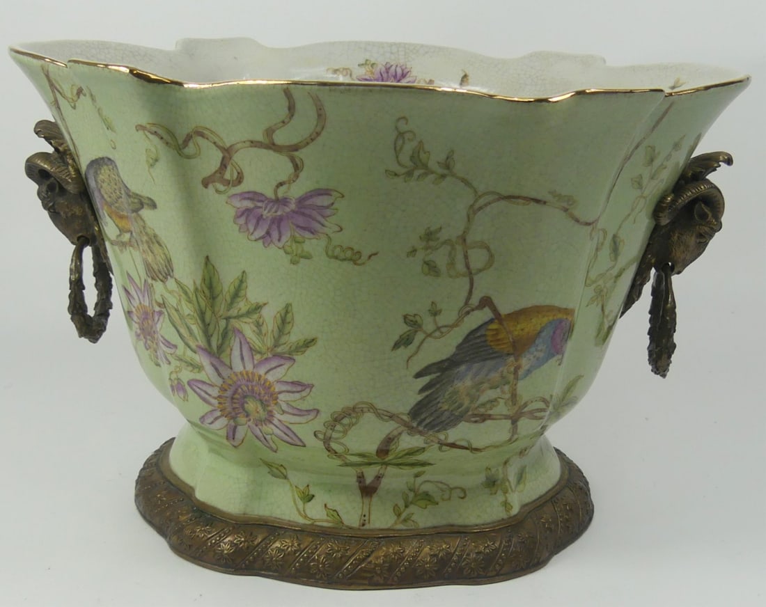 CHINESE CRACKLE CELADON RAMS HEAD HANDLE BOWL (1 of 7)