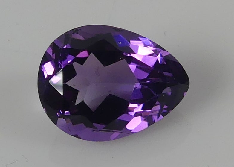 PEAR SHAPED AMETHYST 10.5ctw (1 of 7)
