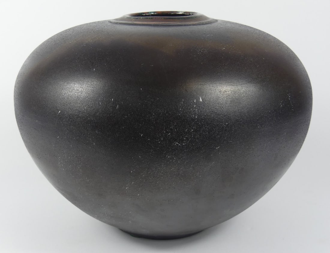 TONY EVANS RAKU POTTERY VASE (1 of 6)