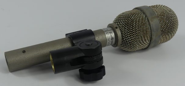 ELVIS PRESLEY OWNED ELECTRO VOICE MICROPHONE