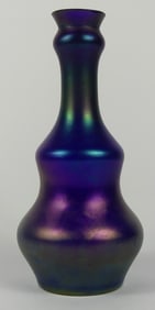 IRIDESCENT ART GLASS VASE