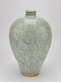 CHINESE QINGBAI GLAZED PORCELAIN MEIPING VASE
