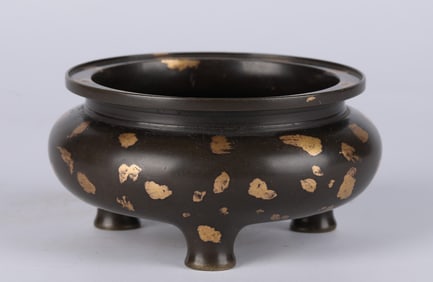 CHINESE GILT SPLASHED BRONZE TRIPOD CENSER