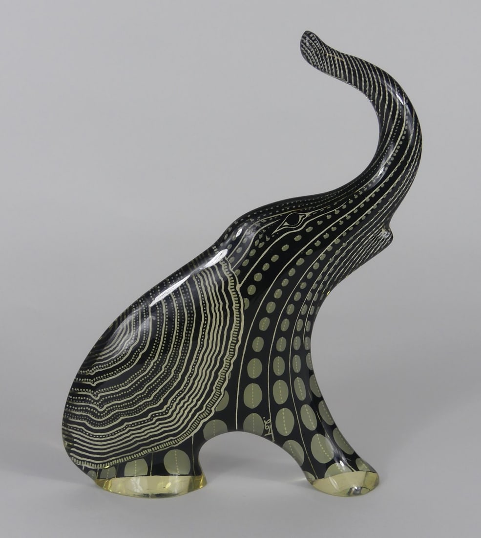 ABRAHAM PALATNIK LUCITE ELEPHANT SCULPTURE (1 of 8)