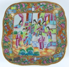 CHINESE ROSE MEDALLION PORCELAIN DISH