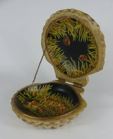 CASTILIAN HINGED SCALLOP SHELL BOX w CLOWN FISH